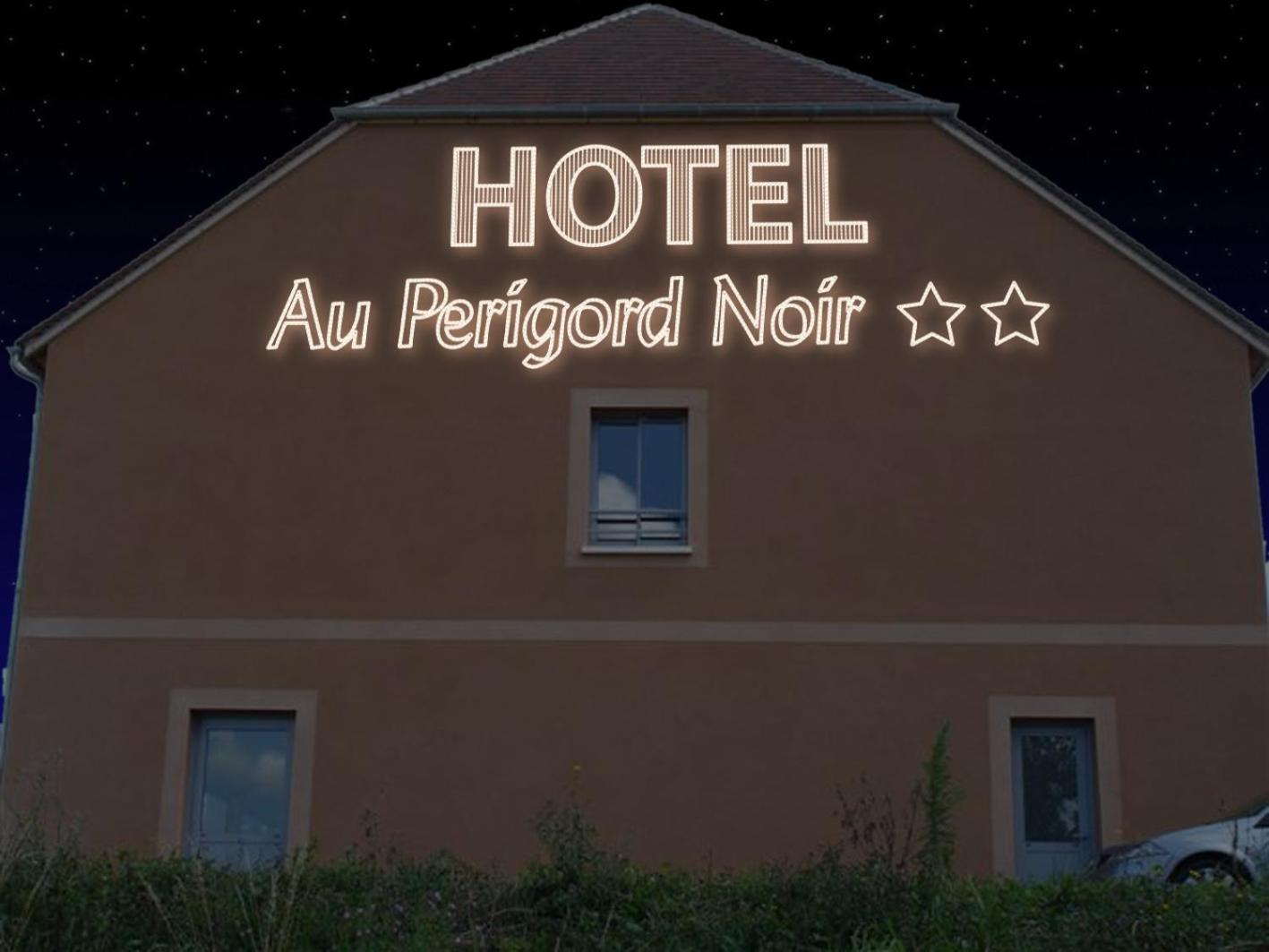 Hotel Au Perigord Noir Hautefort Exterior foto